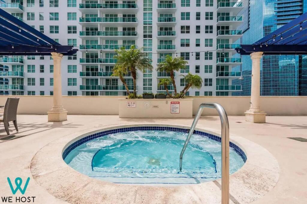 We Host - Amazing Condo Brickell With Ocean-Pool View Miami Exteriör bild